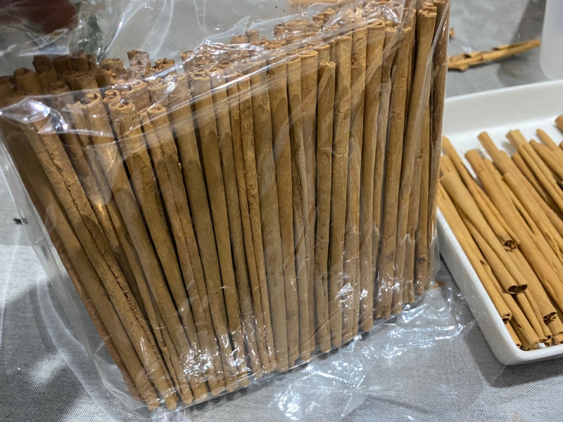 Ceylon cinnamon 